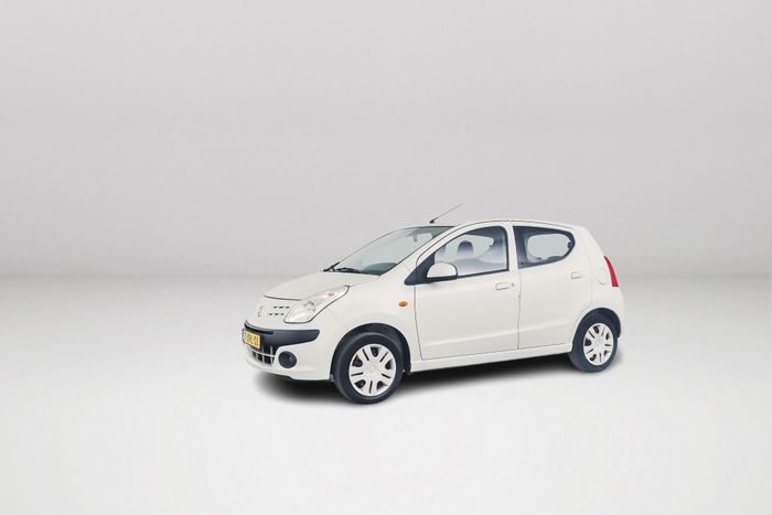 Nissan Pixo