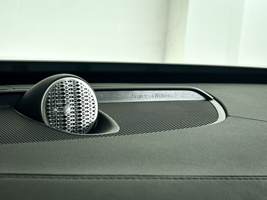 Bowers & Wilkins audio