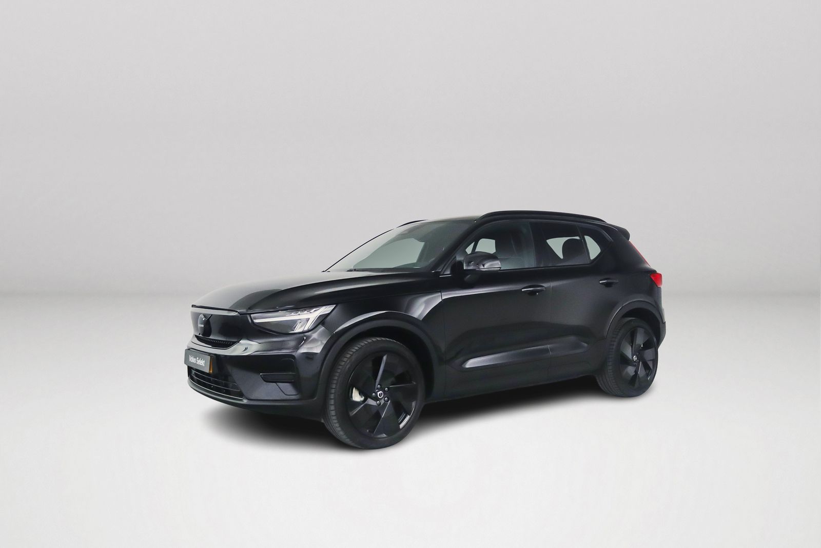 Volvo EX40 Single Motor Plus Black Edition 70 kWh