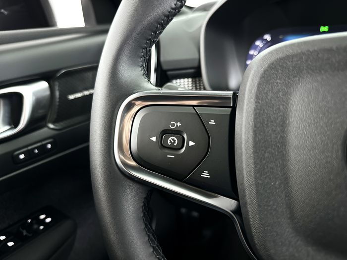 Cruise control adaptief met stop&go en stuurhulp