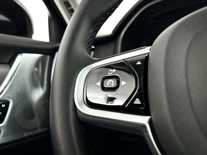 Cruise control adaptief met stop&go en stuurhulp