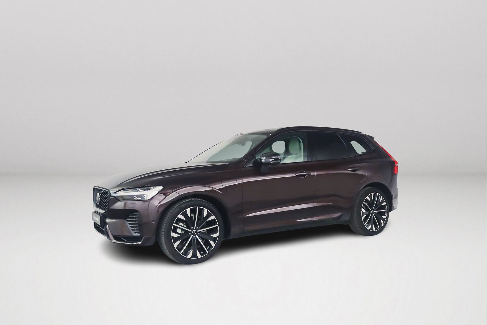 Volvo XC60 T8 Plug-in hybrid AWD Ultra Dark