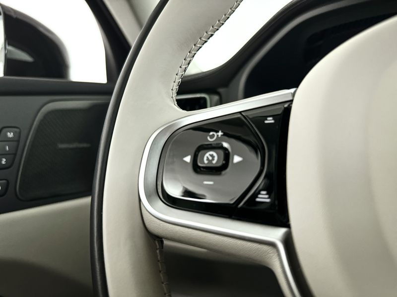 Cruise control adaptief met stop&go en stuurhulp