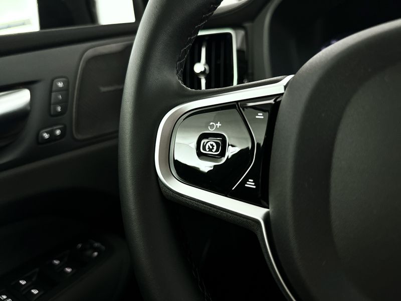 Cruise control adaptief met stop&go en stuurhulp