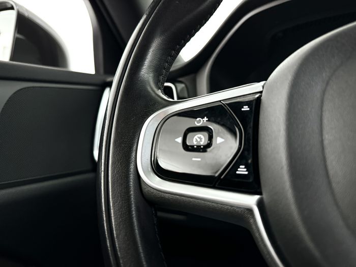 Cruise control adaptief met stop&go en stuurhulp