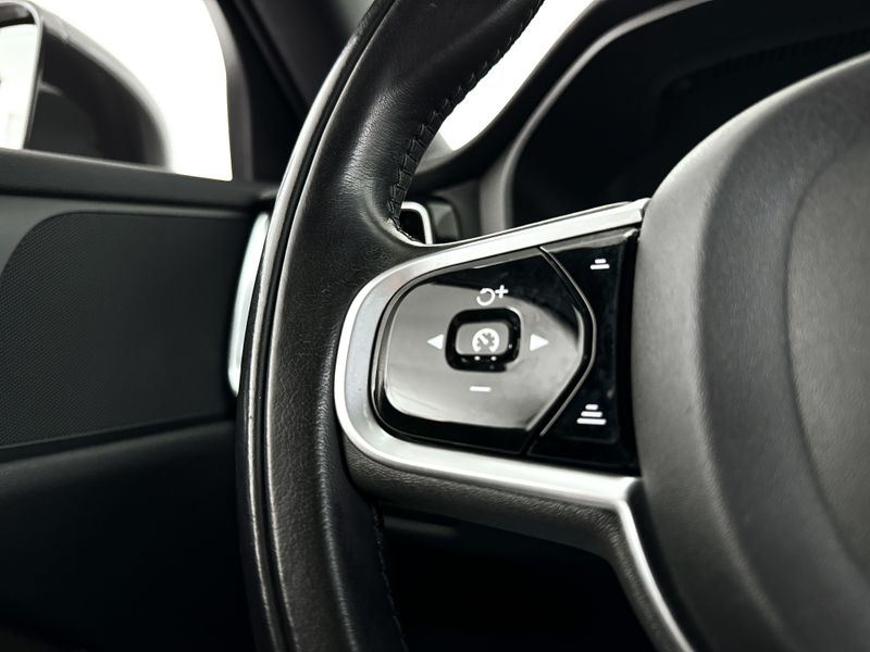 Cruise control adaptief met stop&go en stuurhulp