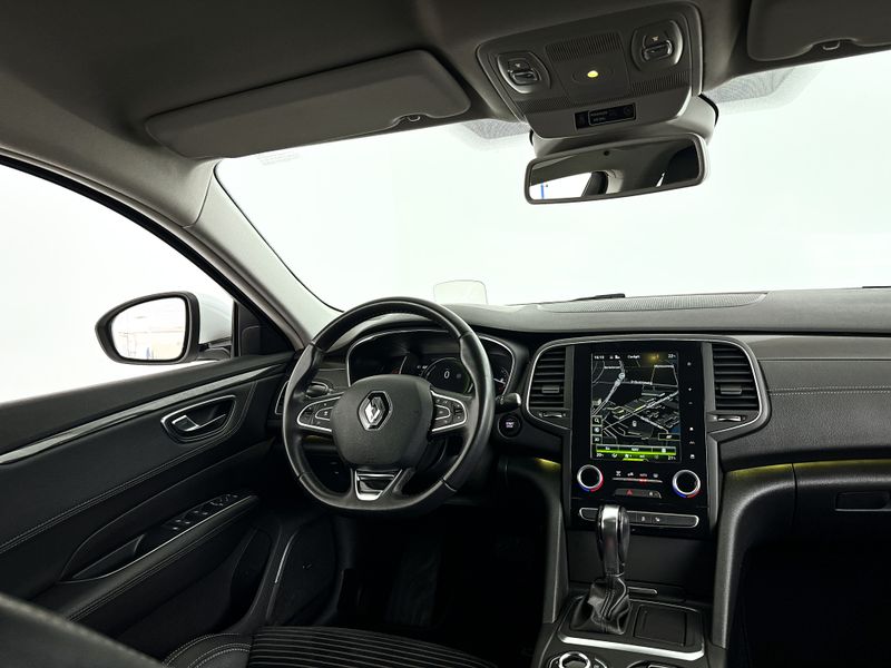 Renault R-Link 2 Multimedia- en navigatiesysteem met 8,7" touchscreen en kaart Europa inclusief R-Plug & Radio+ BOSE SURROUND® premium audio systeem met Centerpoint 2®-technologie