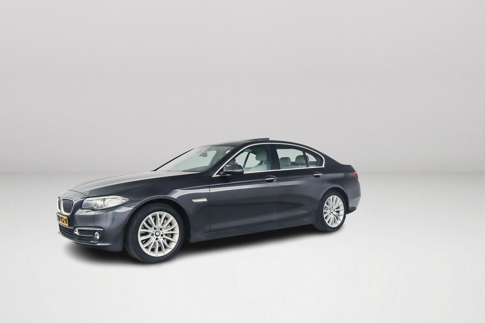 BMW 5 Serie 528i Luxury Edition