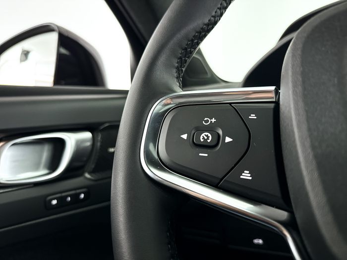 Cruise control adaptief met stop&go en stuurhulp