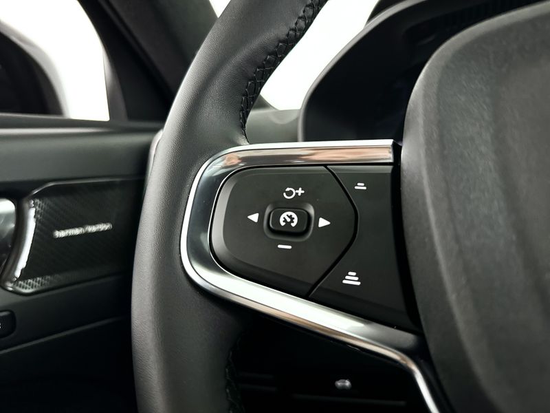 Cruise control adaptief met stop&go en stuurhulp