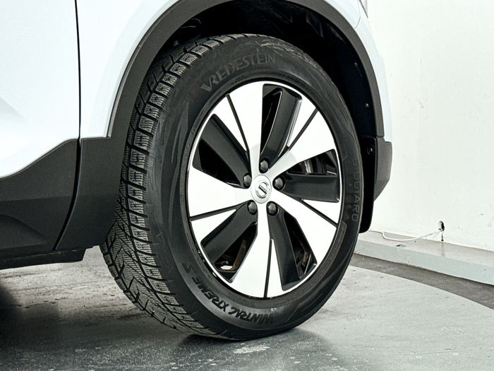18" 5-Spaaks Silver velgen met 235/55 R18 banden