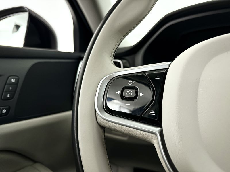Cruise control adaptief met stop&go en stuurhulp
