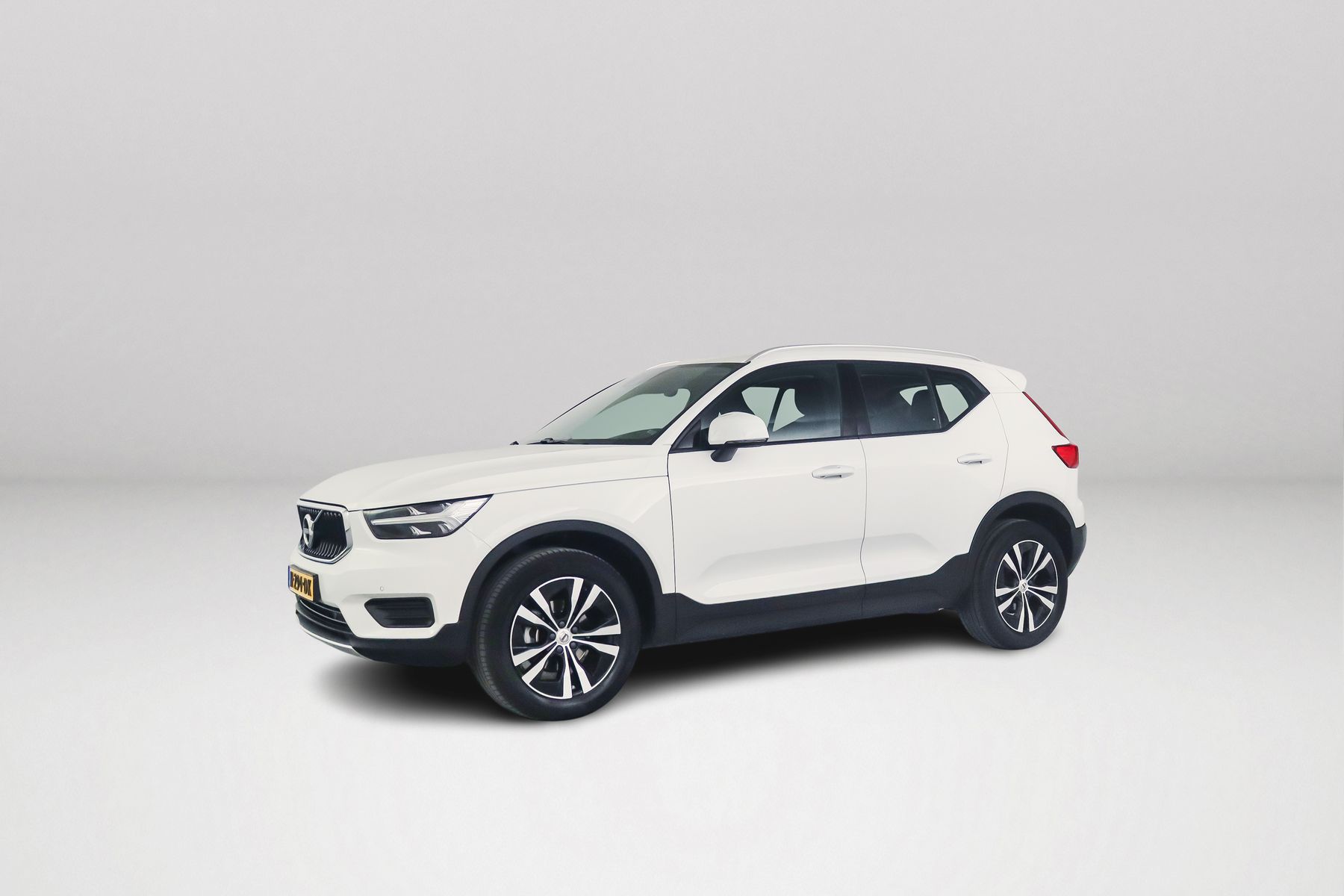 Volvo XC40 T2 Momentum Business