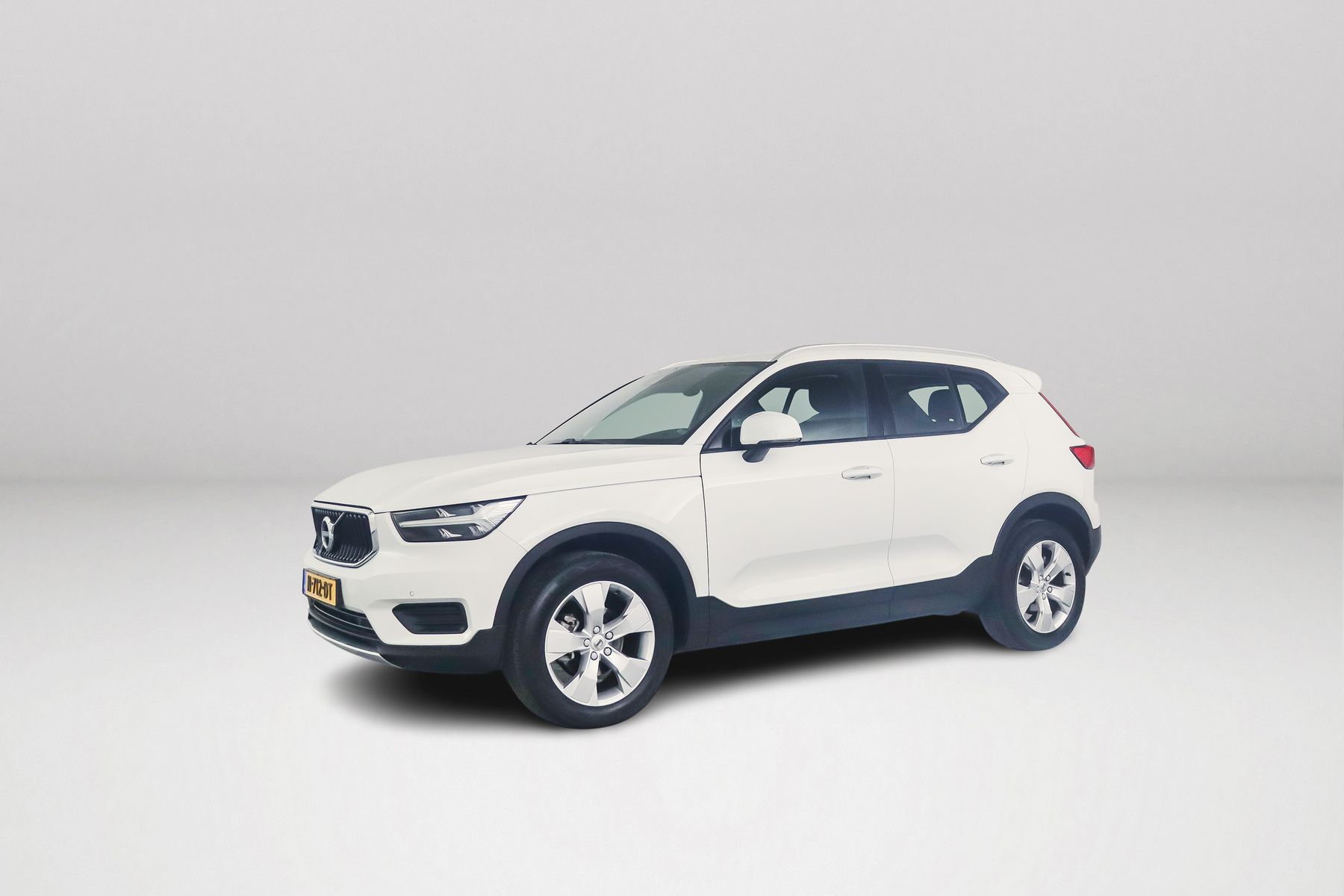Volvo XC40 T2 Momentum Business