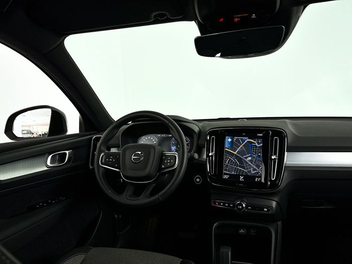 2-zone Electronic Climate Control met gekoeld dashboardkastje