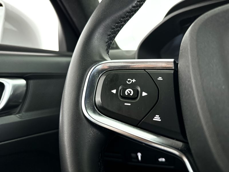 Cruise control adaptief met stop&go en stuurhulp