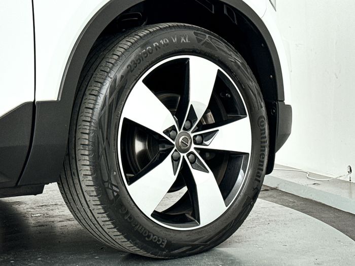 18" 5-Spaaks Silver velgen met 235/55 R18 banden