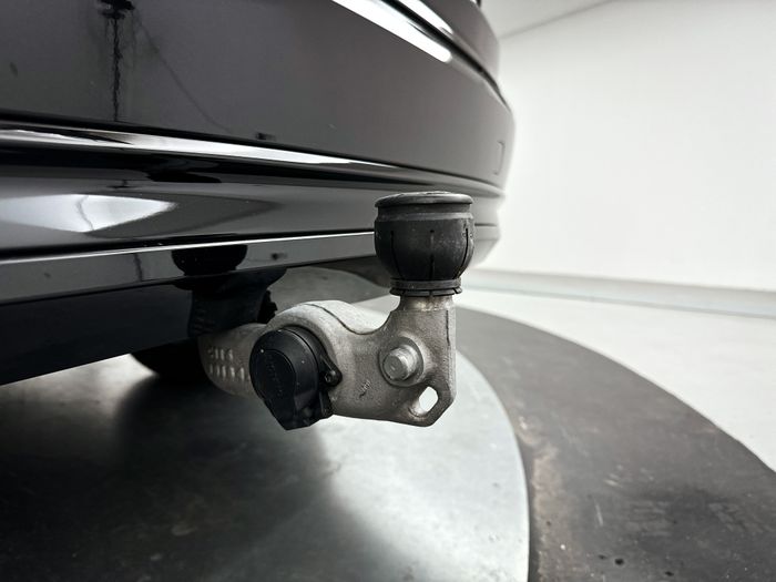 Trekhaak elektrisch uitklapbaar