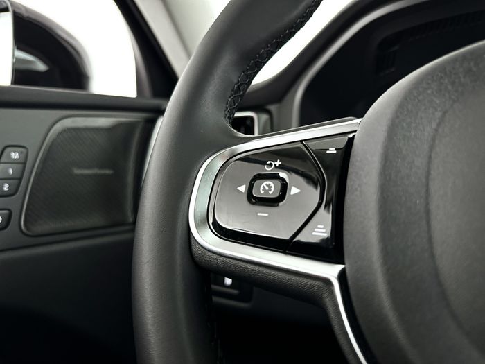 Cruise control adaptief met stop&go en stuurhulp