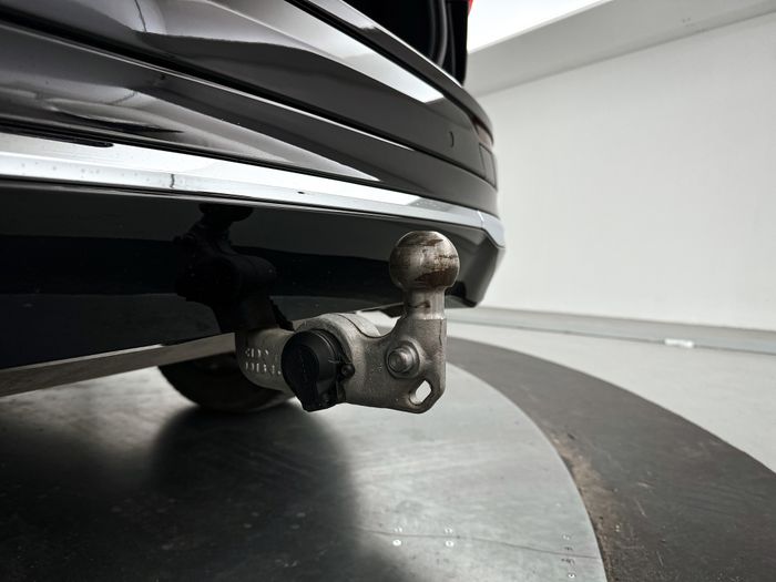 Trekhaak elektrisch uitklapbaar